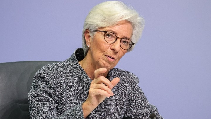 w21-185240Lagarde