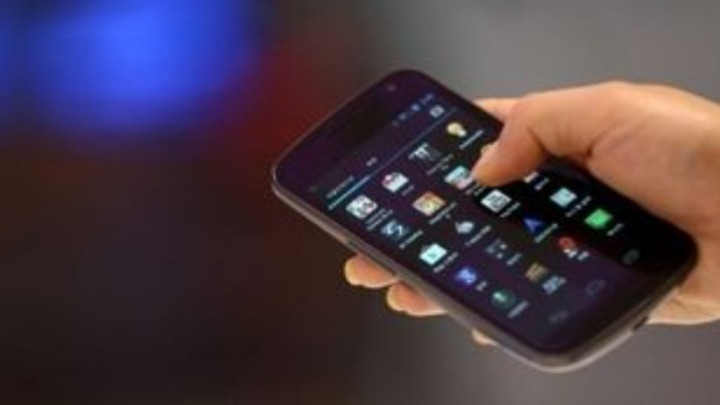w05-185832phone