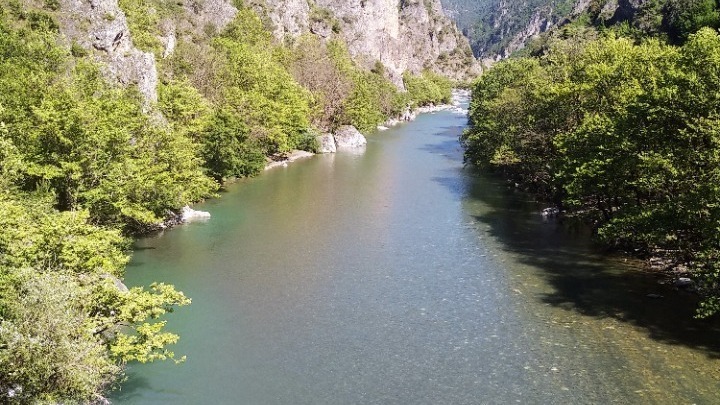 w27-155927w05200243KONITSA