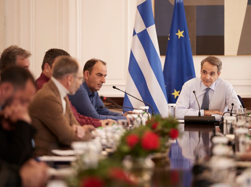 ΜΗΤΣΟΤΑΚΗΣ Κ ΣΥΝΑΝΤΗΣΗ ΜΕ ΤΗΝ ΠΑΝΕΛΛΗΝΙΑ ΕΠΙΤΡΟΠΗ ΜΠΛΟΚΩΝ ΤΩΝ ΑΓΡΟΤΩΝ