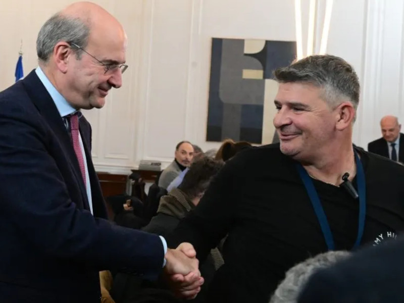 ξκιη