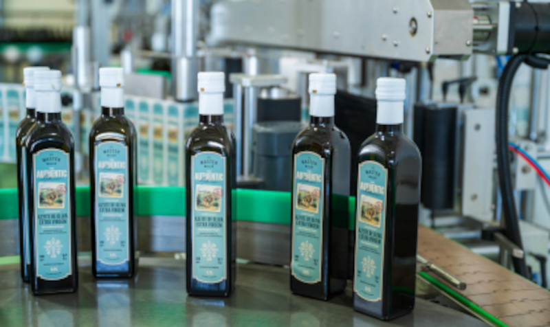 The-Master-Miller-olive-oil-bottles-420x250-1