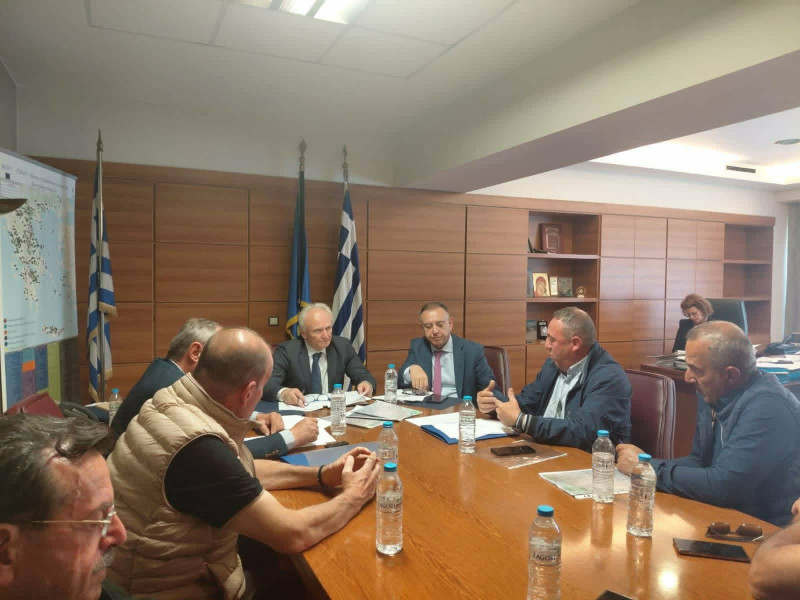 ανδρισν